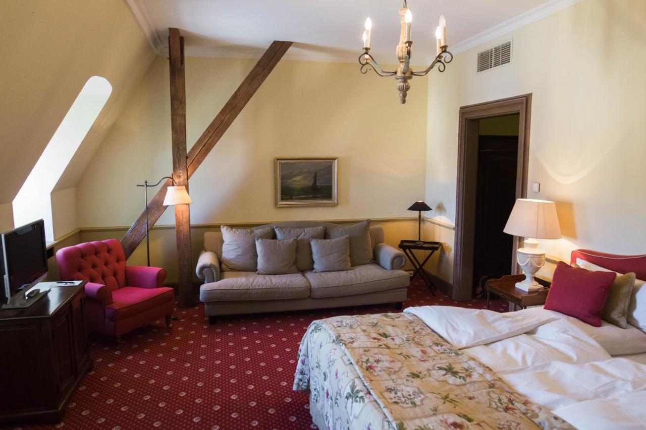 Hotel Chateau Bela Luaran gambar