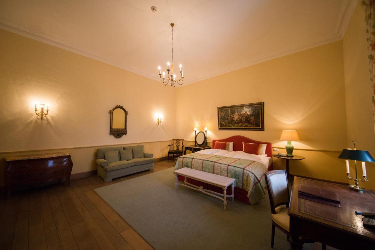 Hotel Chateau Bela Luaran gambar