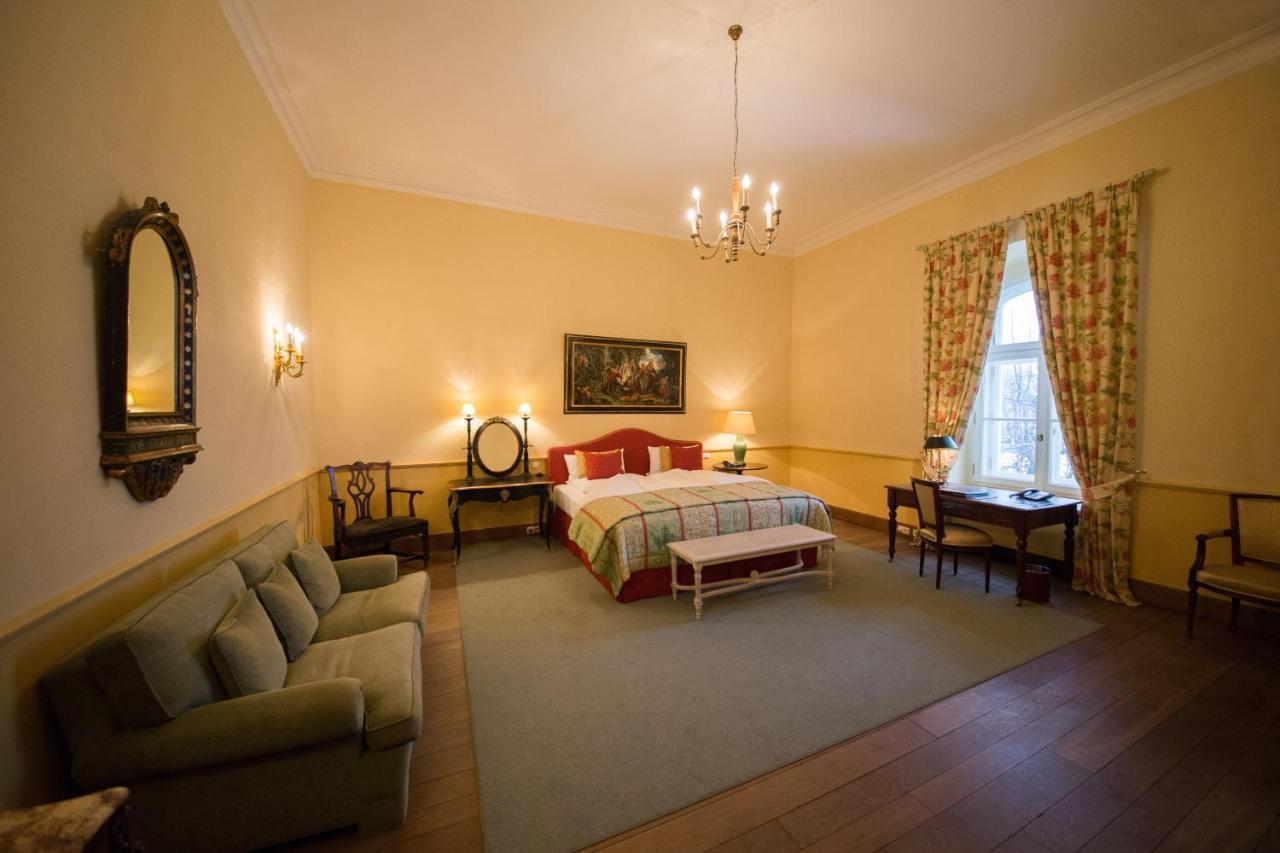 Hotel Chateau Bela Luaran gambar