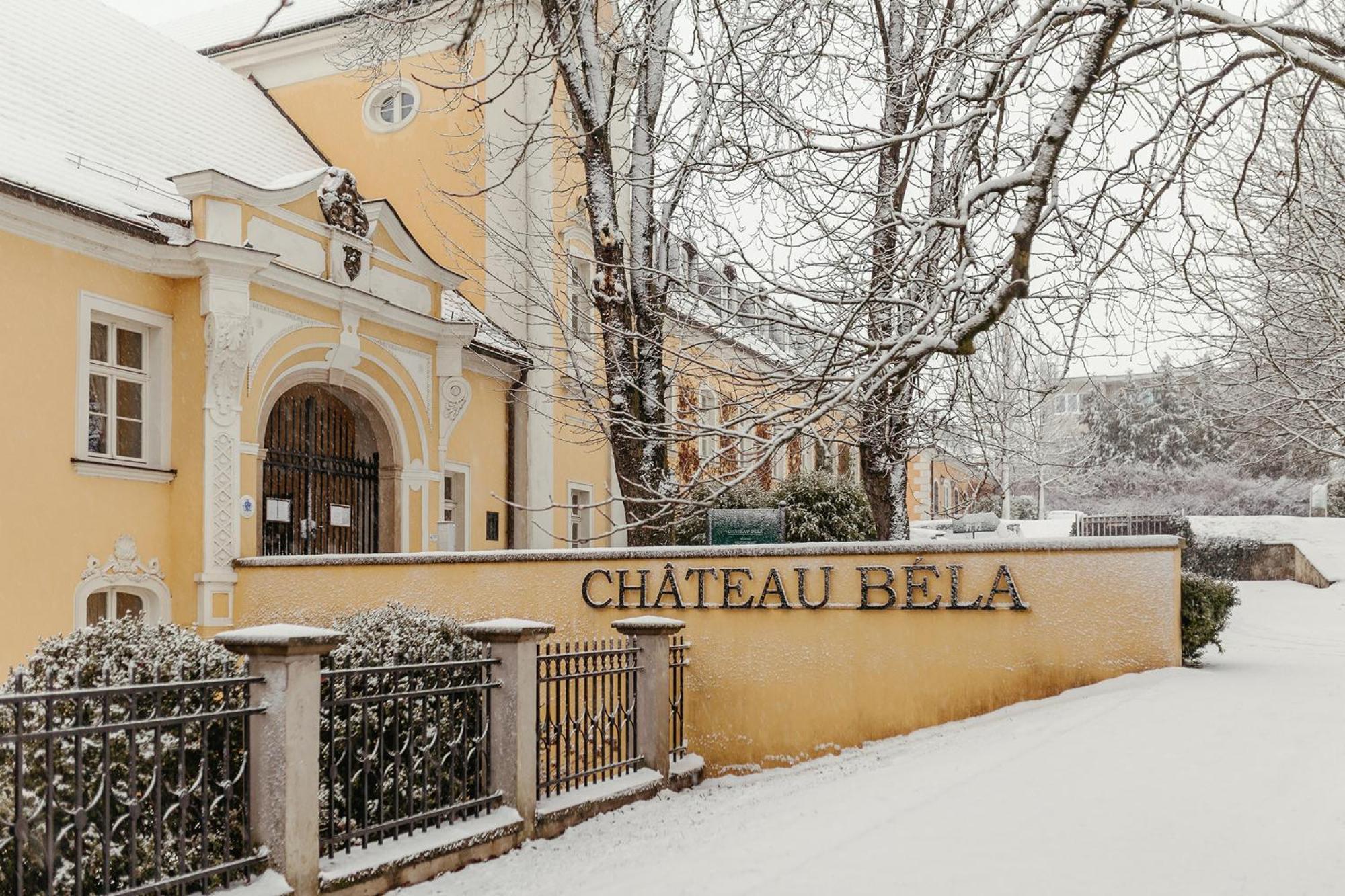 Hotel Chateau Bela Luaran gambar