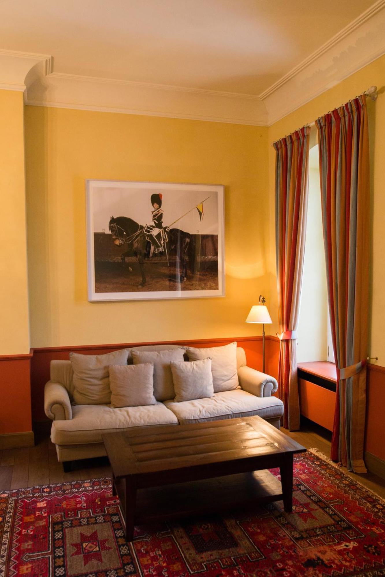 Hotel Chateau Bela Bilik gambar