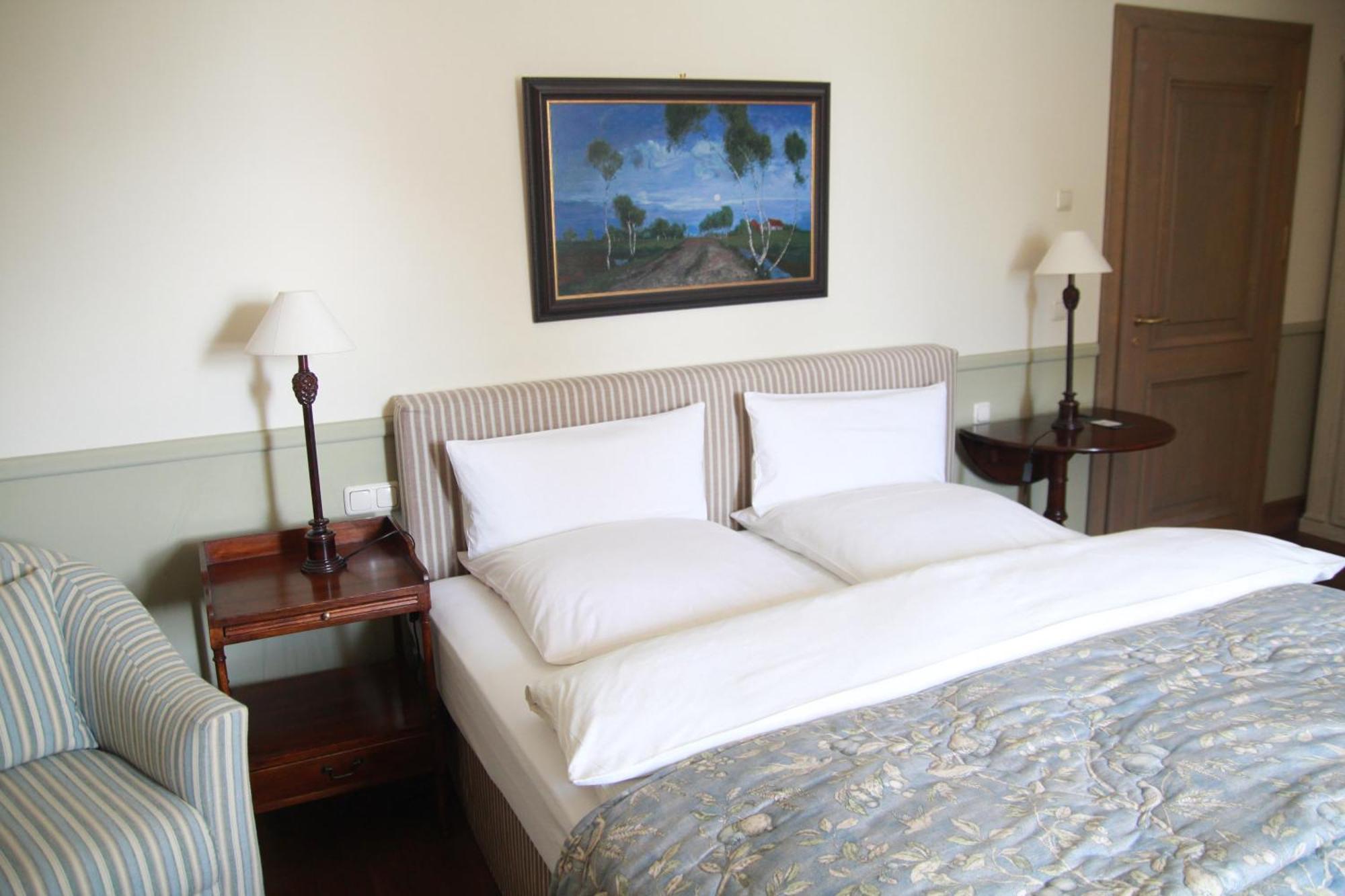 Hotel Chateau Bela Bilik gambar