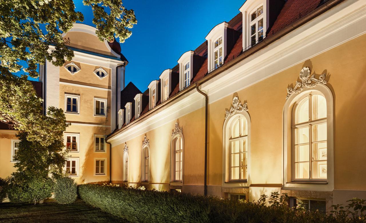 Hotel Chateau Bela Luaran gambar